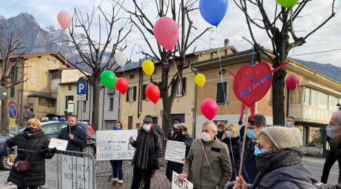 Caso Gilardi, il giudice si riserva sulla revoca dell’amministratore di sostegno. Presidio fuori dal Tribunale