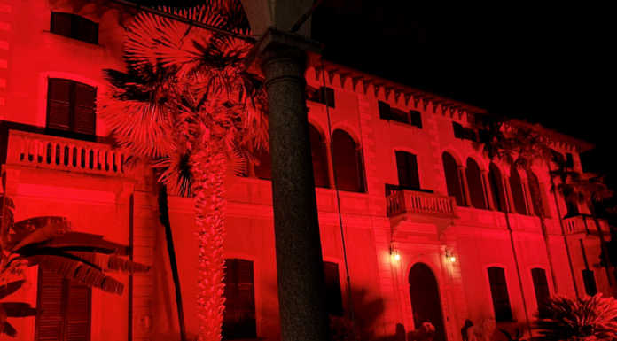 Villa Monastero si illumina per Natale: programmate le riaperture