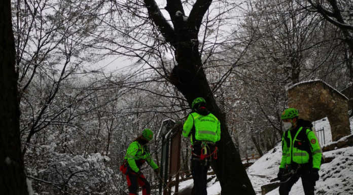 Civate, esercitazione a sorpresa per i tecnici del Soccorso Alpino