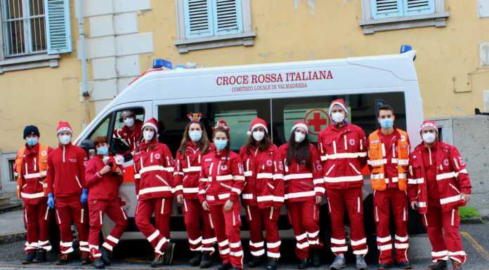 Doni per oltre cento bimbi di famiglie bisognose grazie alla CRI di Valmadrera