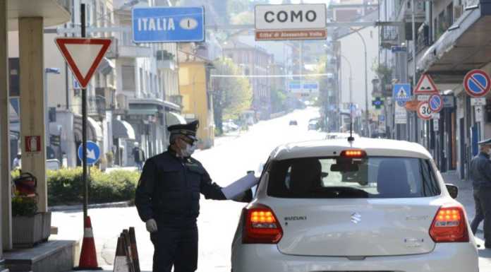 Soldi non dichiarati nei bagagli: 76 mila euro ‘scovati’ dai finanzieri in dogana