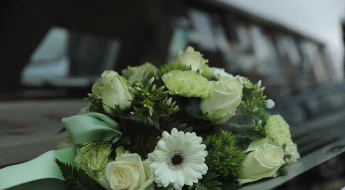 Tragico schianto in moto, muore giovane papà