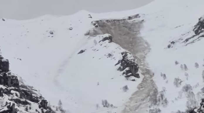 Slavina sul Monte Due Mani, chiuso con ordinanza del sindaco slavina sul monte due mani