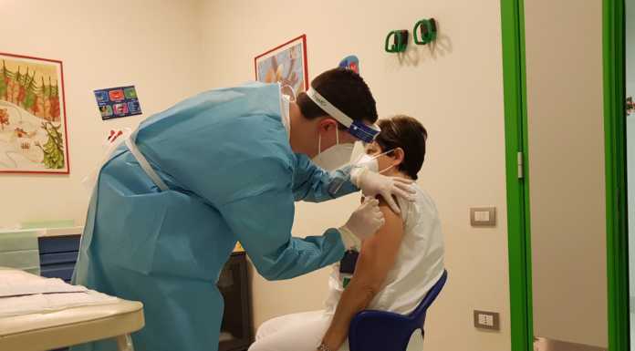 Vaccini covid: a febbraio in arrivo in Lombardia oltre 400 mila dosi