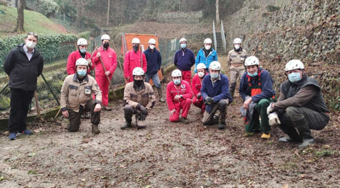 Airuno, il Gruppo Alpini al lavoro sull’alzaia del Val Camoggia