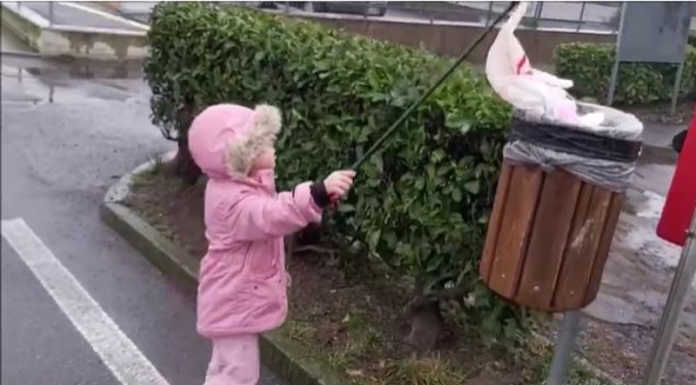 CuriAmo Valgre: Bianca e il nonno protagonisti di “Missione Valgreghentino pulita” Bianca e il nonno valgreghentino pulita