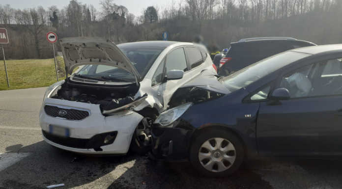 Osnago. Scontro tra auto in località Orane, tre persone coinvolte Incidente Osnago