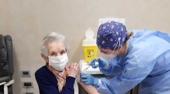 Over 80. Proseguono le vaccinazioni contro il Covid in ospedale (FOTO)