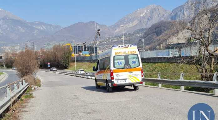 Infortunio lavorativo, un uomo di 56 anni trasportato all’ospedale