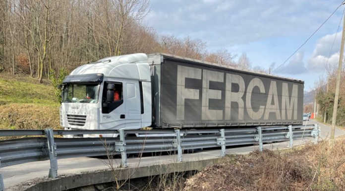 Viabilità. Camion in panne, chiusa la strada tra Garlate e Galbiate camion in panne garlate