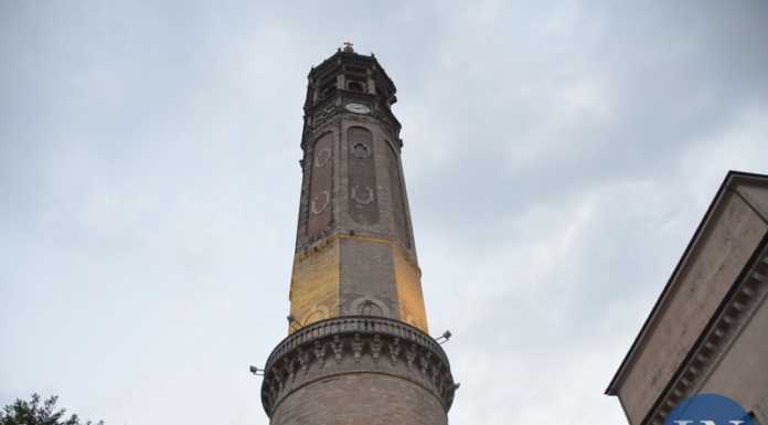 Nuove luci per il campanile di Lecco: sabato sera l’accensione