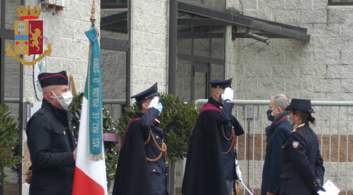 Bellano, una corona di fiori per l’agente Pischedda a 4 anni dalla morte commemorazione agente pischedda - bellano febbraio 2021 (2)