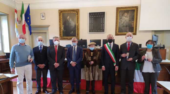 Lecco. Quattro medaglie in ricordo dei cittadini lecchesi deportati