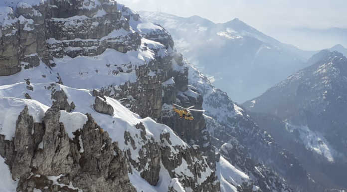 Montagna. Elisoccorso in Resegone, recuperati due escursionisti elisoccorso como resegone neve