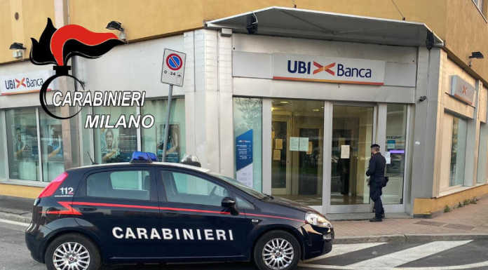 Aggredisce un’anziana allo sportello del bancomat, arrestato pregiudicato