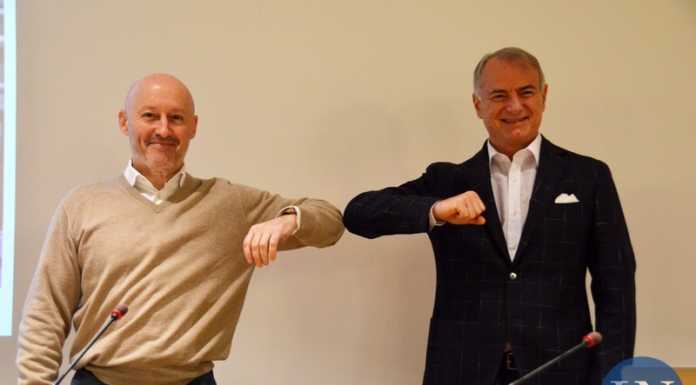 “Io compro sotto casa” si evolve e lancia la sfida ai giganti dell’e-commerce Il direttore di Confcommercio Lecco Alberto Riva e il Ceo di iPratico Domenico Palmisani