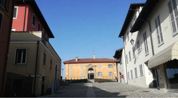 Punto Rosso pungola i Comuni sulla campagna “8 marzo, 3 donne 3 strade”