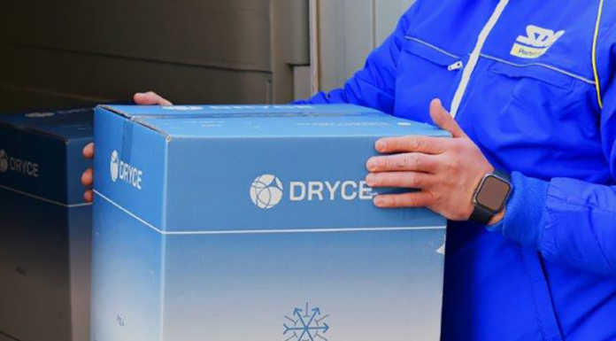 Vaccini, consegnate 2 mila dosi di Moderna all’ospedale di Lecco SDA CONSEGNA VACCINI