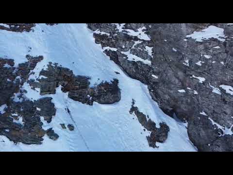 Video spettacolare della risalita lungo il canalone Ovest del Legnone