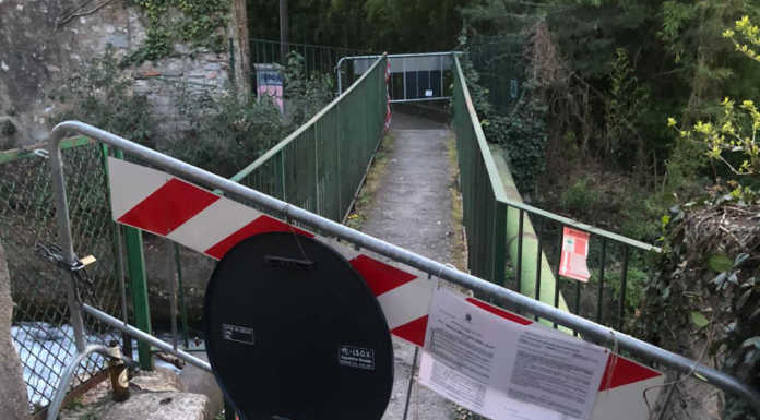 Castello, una petizione per riaprire il ponticello pedonale sul Gerenzone