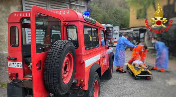 Cade dalla bici lungo l’alzaia dell’Adda in località Fornasette: soccorso 16enne
