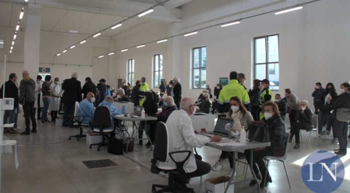 Vaccini a Cernusco, il sindaco: “Non presentatevi al centro con troppo anticipo”