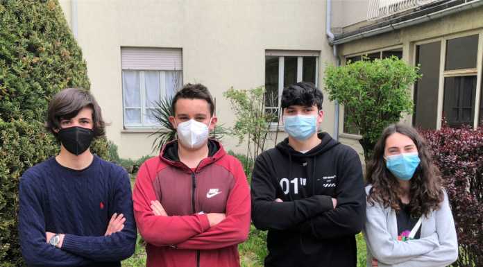 Il Liceo Leopardi conquista il podio nazionale al Young Business Talents Giacomo Martini, Bruno Marino e Domenico Vaninetti, Elisa Amigoni Liceo Leopardi