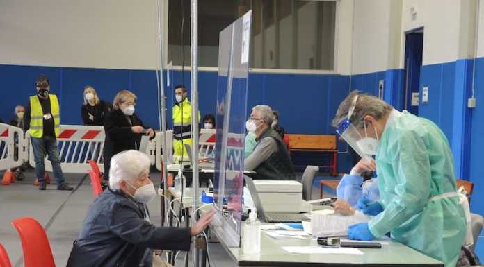 Calolzio. Over 80 al Centro Sportivo per il vaccino anti-Covid