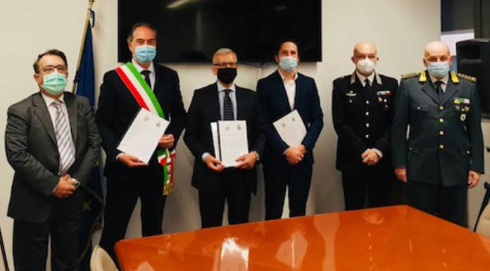 Controllo di vicinato. Calco e Valgreghentino firmano il protocollo d’intesa controllo di vicinato calco valgreghentino