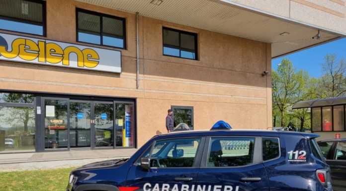 Erba, furto al ‘Selene’. Individuato e denunciato il ladro erba carabinieri selene