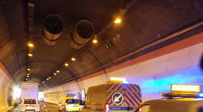 SS36. Code nel tunnel del Barro per un incidente in direzione Milano