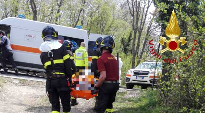 Eupilio. Cade con il parapendio sul Cornizzolo, soccorso 60enne