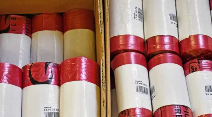 Calolzio. Calendario distribuzione sacchi rossi extra sacchi rossi