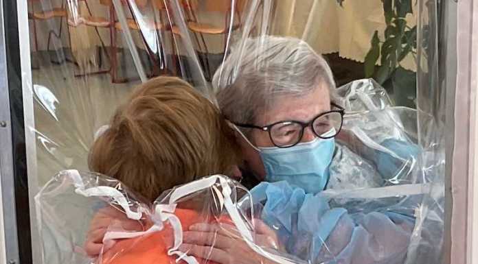 Incontri tra familiari nelle case di riposo. Donazioni in aiuto delle RSA