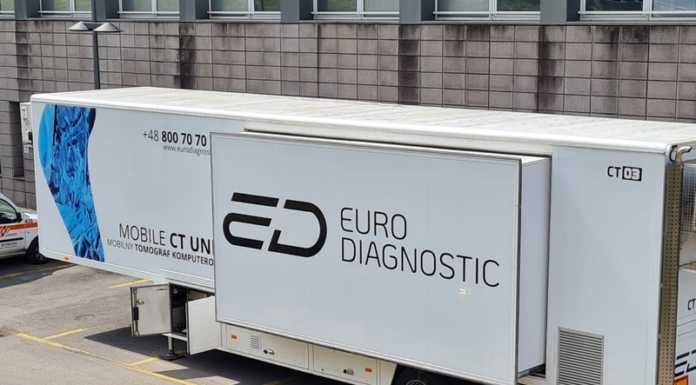 Ospedale, ‘tac’ in riparazione. Allestita un’unità mobile tac mezzo esterno ospedale radiologia (1)