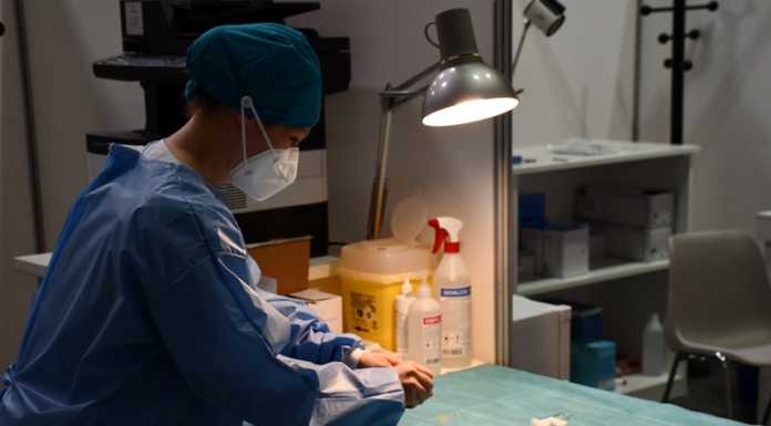 Vaccinare in azienda? Le imprese lecchesi: “Sforzo inutile ora, meglio potenziare gli hub”