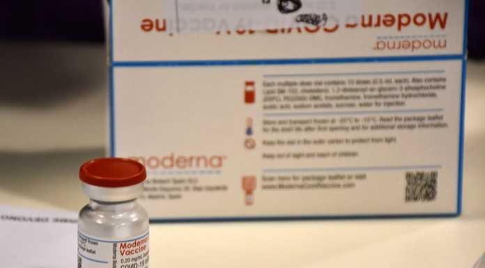 Vaccini Pfizer e Moderna: si ‘ri-accorciano’ i tempi del richiamo