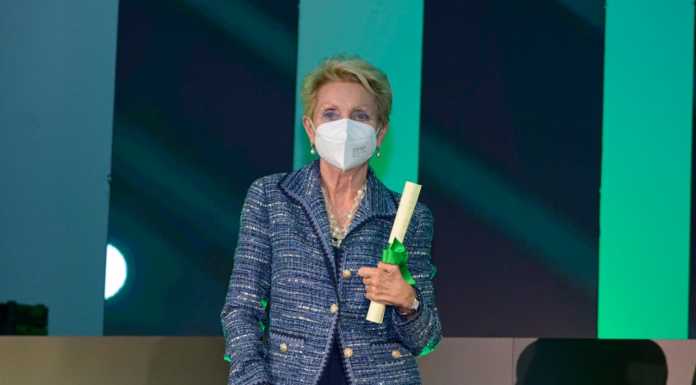 Rosa Camuna, menzioni speciali per Marina Garcea e don Agostino Briccola Marina Garcea