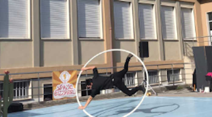 Olgiate, uno strepitoso Cabaret Bizzarro per il ritorno degli spettacoli dal vivo Spazio Bizzarro