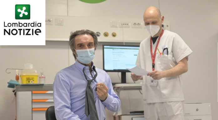 Vaccini. Prima dose di AstraZeneca anche per il governatore Fontana
