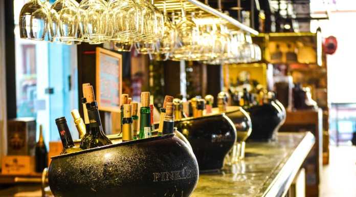 Bar, asporto possibile anche dopo le 18. Lo chiarisce il Ministero