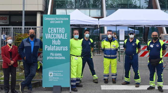 A Lecco vaccinata quasi metà dei cittadini, domani si prenotano i trentenni