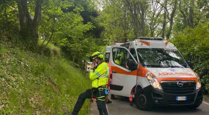 Brutta caduta in bici a Colle Brianza: ferito 63enne. Mobilitato l’elisoccorso colle brianza ciclista incidente maggio 2021 (2)