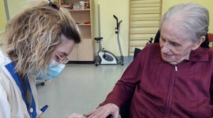 Olginate. Alla Rsa Don Gilardi un’intera settimana dedicata alla Festa della Mamma festa_mamma_rsa_olginate