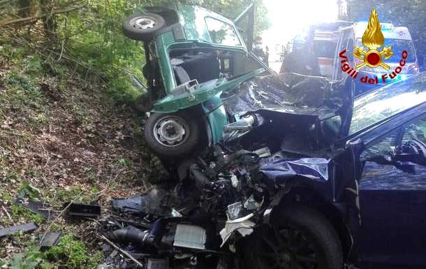 Tragico incidente a Malnate, muore un uomo di 57 anni incidente malnate vigili del fuoco