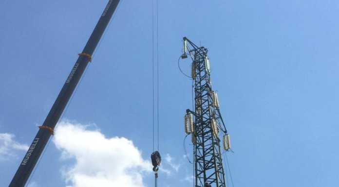 Lavori all’elettrodotto, le modifiche alla viabilità dei prossimi giorni lavori traliccio elettrodotto - via macon lecco (5)