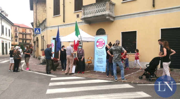 Cernusco verso il voto: gazebo con “Un passo avanti, insieme!” Gazebo Un passo avanti insieme