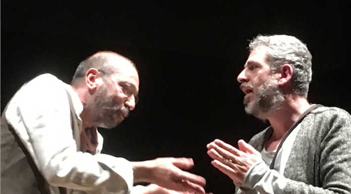 Merate. Successo per “Tre sull’altalena”: il teatro torna dal vivo in Auditorium Tre sull'altalena - Ronzinante Teatro