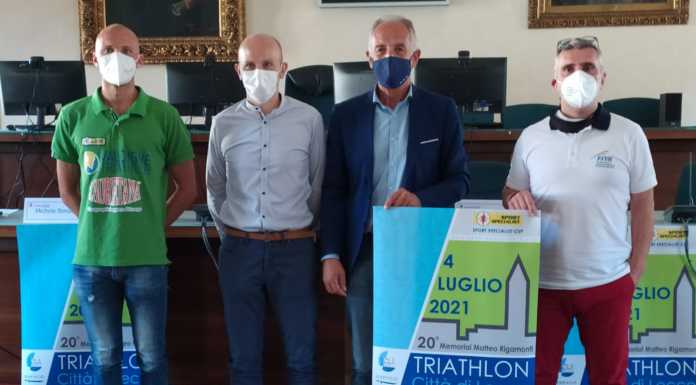 Domenica 4 luglio torna il “Triathlon Città di Lecco” Triathlon Città di Lecco