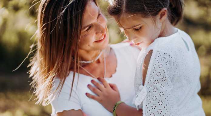 Introbio. Un educatore per Elisa, scatta la gara di solidarietà Rebecca Albarani e Elisa